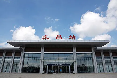 包头到文昌物流公司节假日无休装车2023