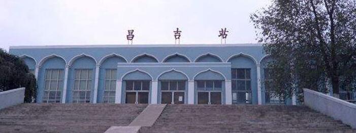 包头到昌吉州物流公司节假日无休装车2023